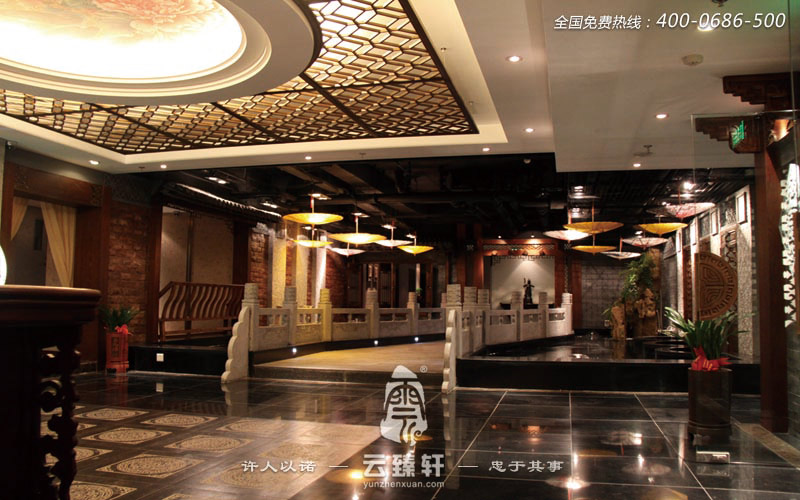 小橋、流水、金魚、油紙傘，一動一靜能讓生活在現代都市的人們瞬間卸下沉重重的思想包袱